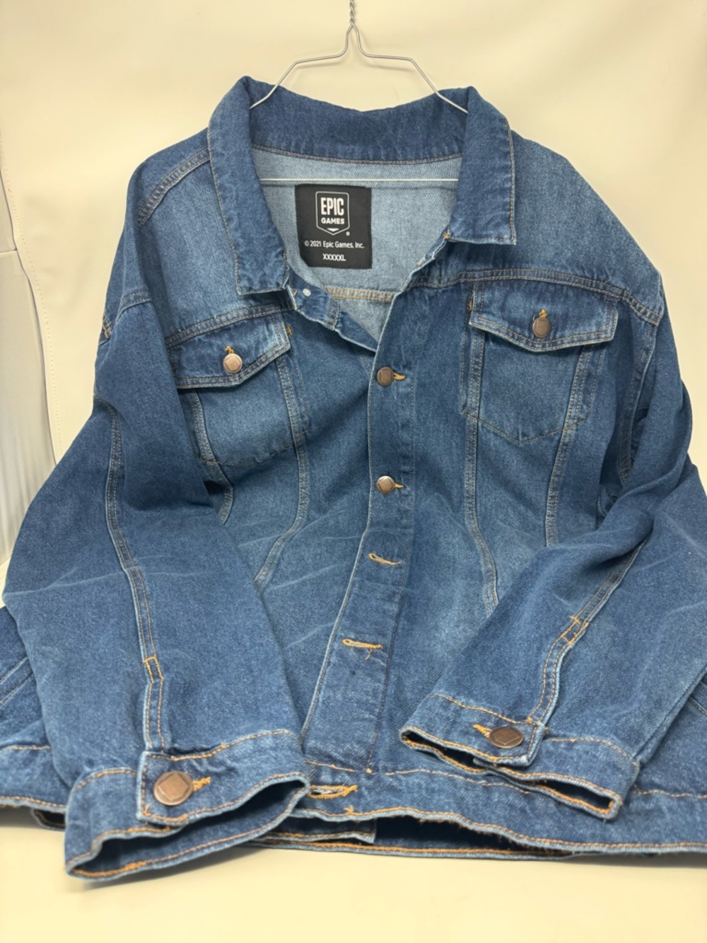 Epic Games Blue Denim Jacket men’s size 5 XL preowned